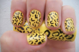 Unhas Decoradas amarelas